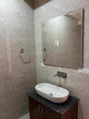 Attached Bathroom in 3 BHK Builder Floor at The Grand, Sector 52 – for Rent