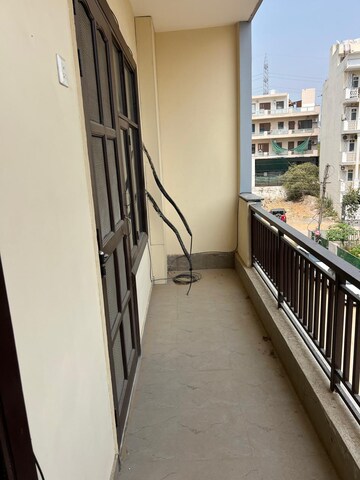 Balcony in 3 BHK Builder Floor at The Grand, Sector 52 – for Rent