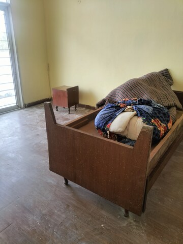 Living Room in 4 BHK Villa at Sushant Golf City – for Rent