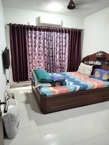 Room in 3 BHK Apartment at Acme Ozone, Manpada – for Rent