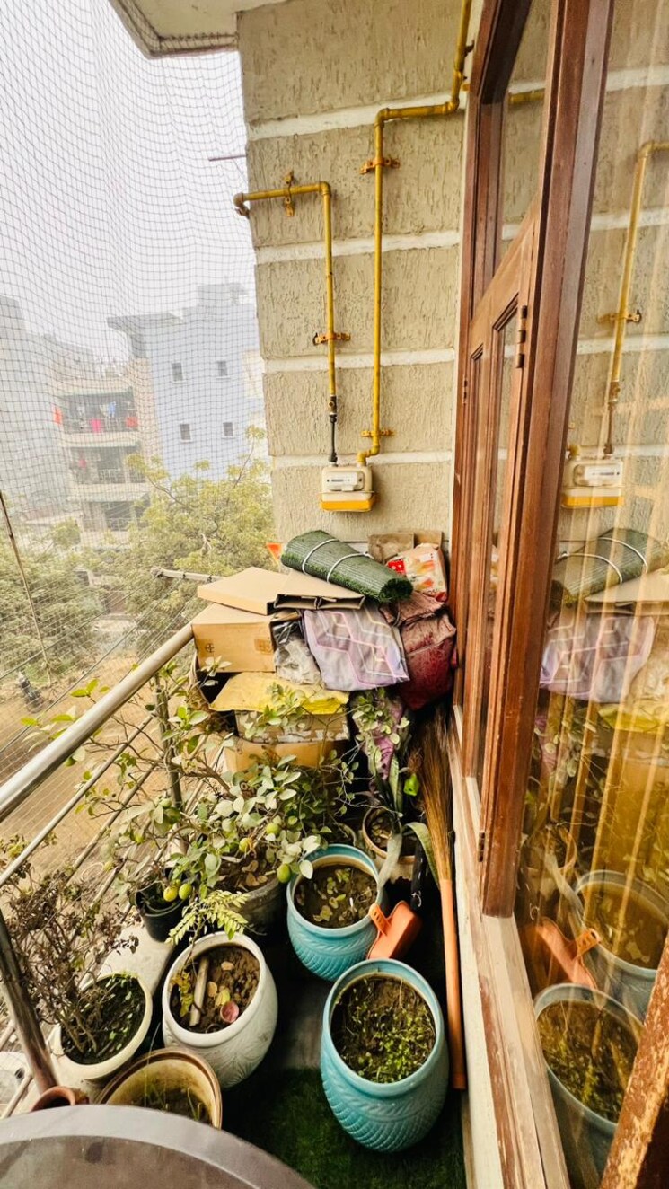 Balcony, dwarka 3 Bedroom 1100 Sq.Ft. Builder Floor In Dwarka Delhi 8508629