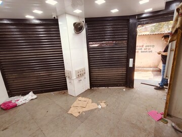  Shop For Rent in Kakad Chambers, Worli