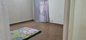 Room in 3 BHK Apartment at Dwarka Sector 18b – for Sale