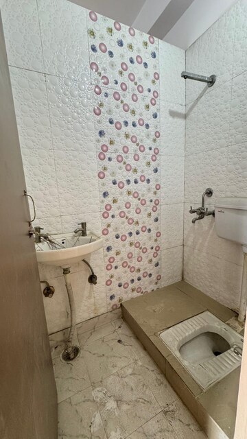 Attached Bathroom in 1 BHK Apartment at Vasundhara Sector 1 – for Rent