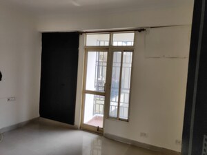 Room in 3 BHK Apartment at ATS Green II, Sector 50 – for Sale