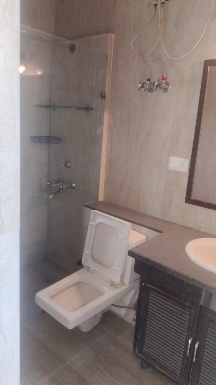 Bathroom, ats-green-ii 3 Bedroom 1600 Sq.Ft. Apartment In Sector 50 Noida 8508927