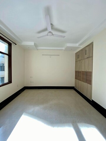 Room in 3 BHK Apartment at Peer Mucchalla – for Sale
