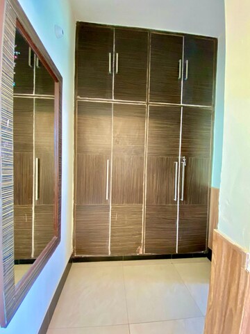 Room in 3 BHK Apartment at Peer Mucchalla – for Sale