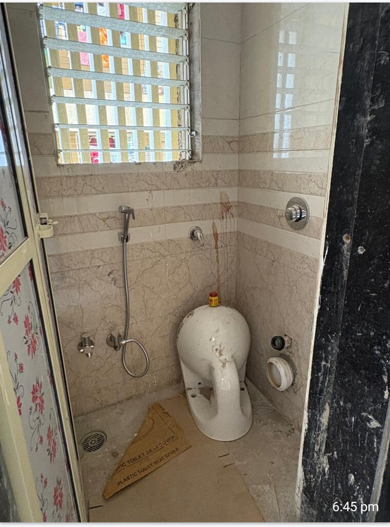 Bathroom, kurla west 2 Bedroom 655 Sq.Ft. Apartment In Kurla West Mumbai 8509006