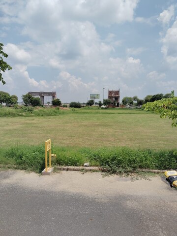  Plot For Sale in Sector 98