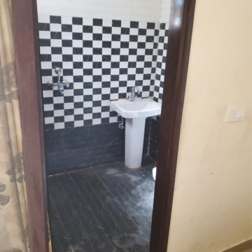 Bathroom in 3 BHK Builder Floor at M3M Antalya Hills, Sector 79 – for Sale