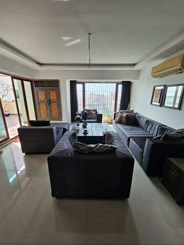 Living Room in 3 BHK Builder Floor at M3M Antalya Hills, Sector 79 – for Sale
