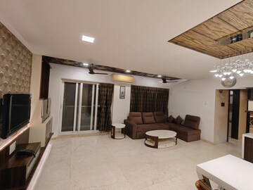 Room in 2 BHK Apartment at Dosti Group Imperia, Manpada – for Rent