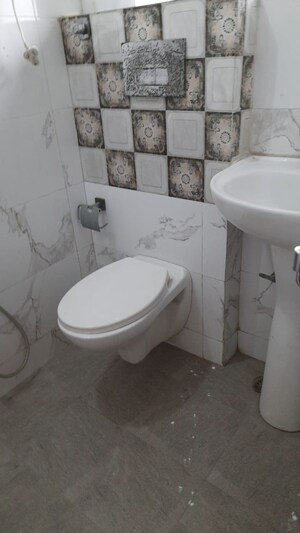 Bathroom in 3 BHK Independent House at RWA Apartments Sector 39, Sector 39 – for Sale