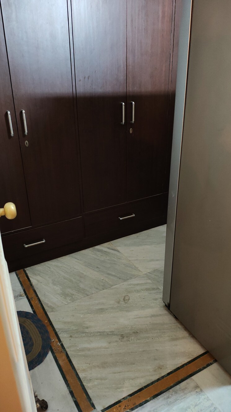 undefined, rwa-apartments-sector-39 3 Bedroom 162 Sq.Mt. Independent House In Sector 39 Noida 8509037