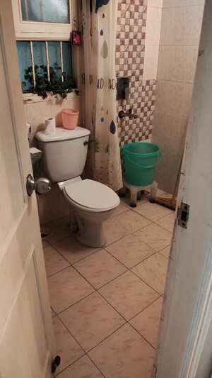 Bathroom in 3 BHK Independent House at RWA Apartments Sector 39, Sector 39 – for Sale