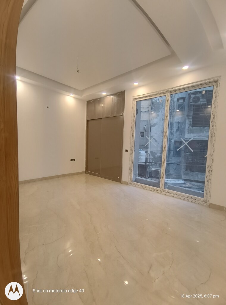 Room, malviya nagar 3 Bedroom 1800 Sq.Ft. Builder Floor In Malviya Nagar Delhi 8509073