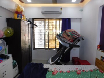 Room in 3 BHK Apartment at Imperial Heights Phase 2, Goregaon West – for Rent