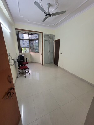 3 BHK Apartment For Sale in Mayur Vihar 1