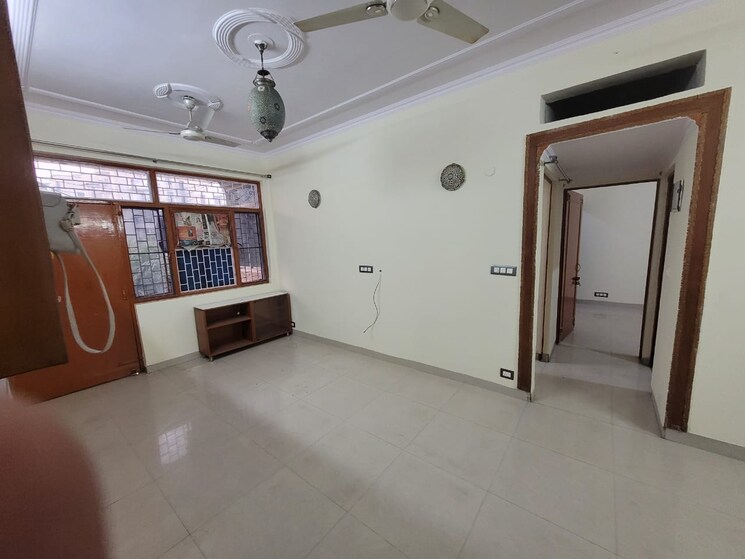 Bedroom, mayur vihar phase 1 3 Bedroom 1600 Sq.Ft. Apartment In Mayur Vihar Phase 1 Delhi 8509099