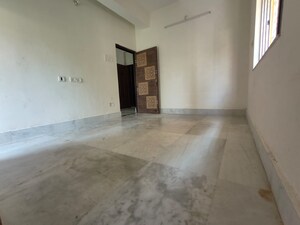 Room in 1 BHK Builder Floor at Shibpur – for Sale