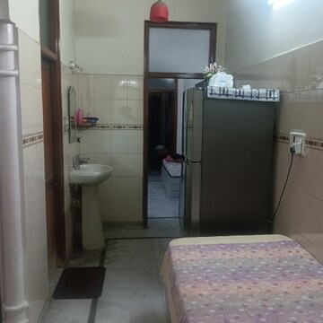Room in 2.5 BHK Builder Floor at Ashok Nagar – for Sale