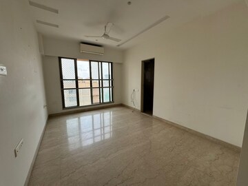 Bedroom in 2 BHK Apartment at Mayfair Enclave, Khar West – for Rent
