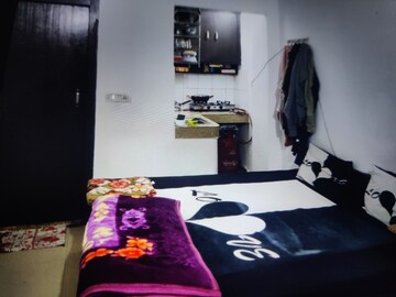 Room in 1 RK Independent House at Housing Board Colony Sector 17, Sector 17a – for Rent