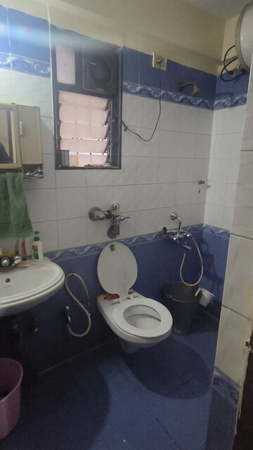 Bathroom in 2.5 BHK Apartment at Andheri West – for Sale