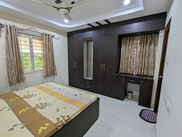 Room in 3 BHK Apartment at Trishala Luxor Apartments, Kondapur – for Rent
