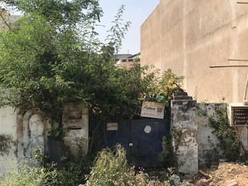  Plot – Exterior View View at Alambagh - for Sale