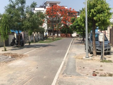  Plot – Exterior View View at Alambagh - for Sale