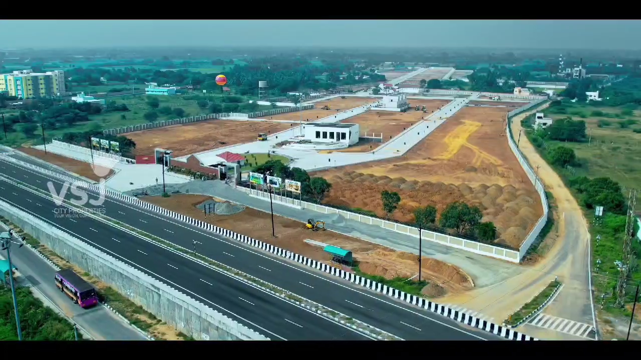 Plot For Sale in Grand City 