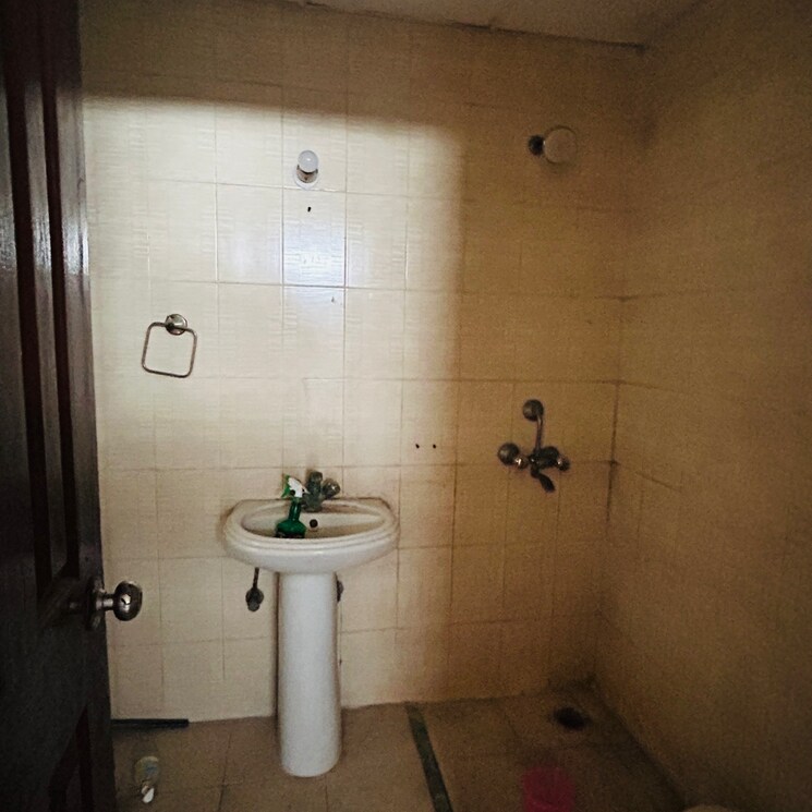 Bathroom, tdi-city-kingsbury 2 Bedroom 1264 Sq.Ft. Apartment In Sector 61 Sonipat 8509250