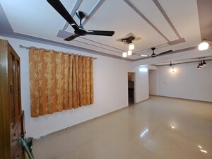 Room in 3 BHK Apartment at DDA HIG Jasola, Jasola – for Sale