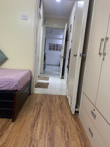 Bedroom in 2 BHK Apartment at Andheri West – for Rent