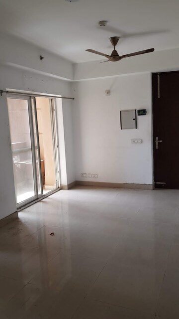 3 BHK Apartment For Rent in Nimbus The Hyde park, Sector 78