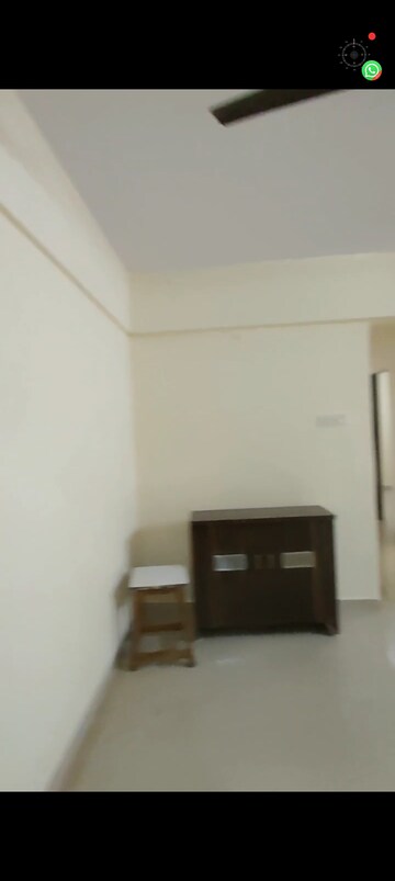 Room in 1 BHK Apartment at Kurla East – for Rent