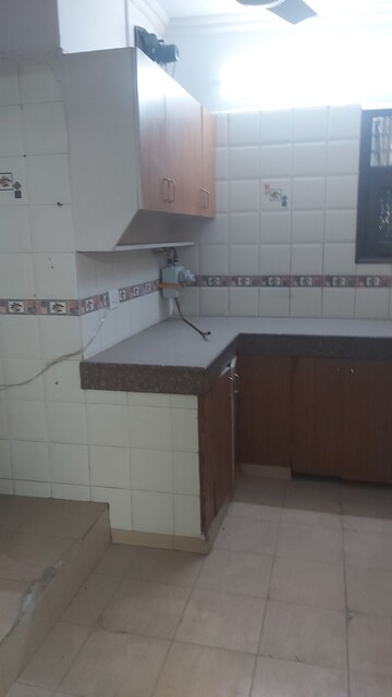 Kitchen in 2.5 BHK Apartment at Mayur Vihar Phase 1 Extension – for Sale