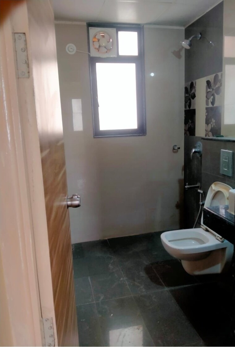 Bathroom, raheja-vistas-premiere 2 Bedroom 1290 Sq.Ft. Apartment In Mohammadwadi Pune 8509496