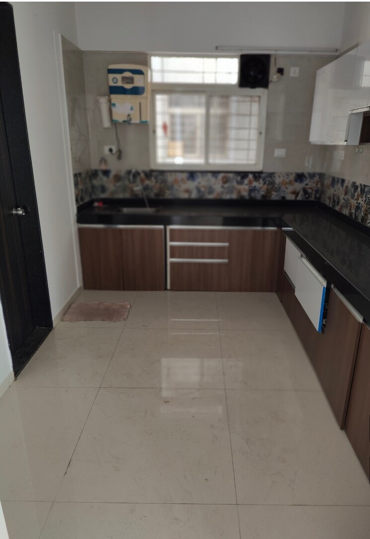 Nearby, ag-imperial-towers 3 Bedroom 1410 Sq.Ft. Apartment In Kondhwa Pune 8509497