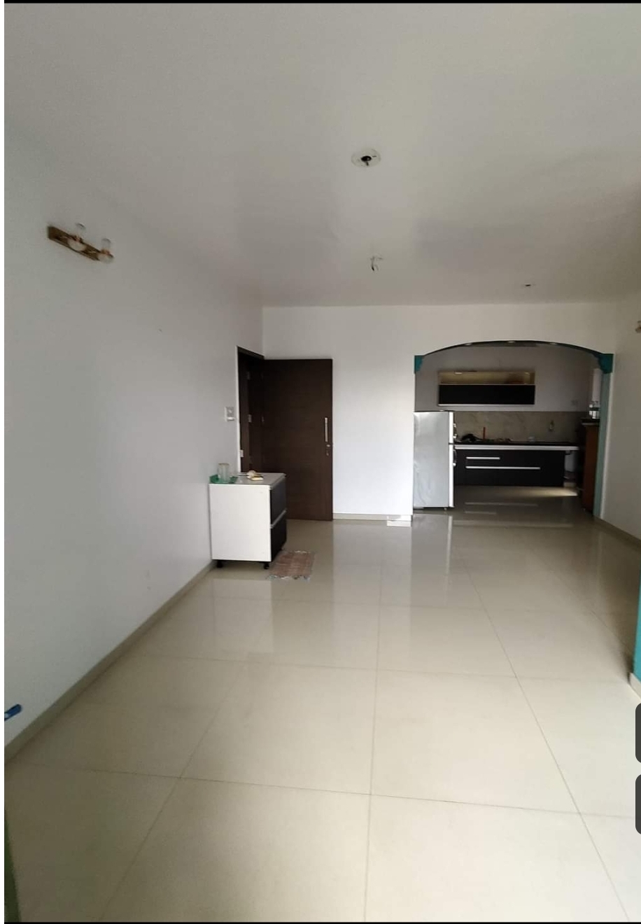 2 BHK Apartment For Sale in Alcon Royce