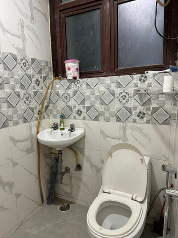 Attached Bathroom in 2 BHK Builder Floor at Unitech South City II, Sector 50 – for Rent