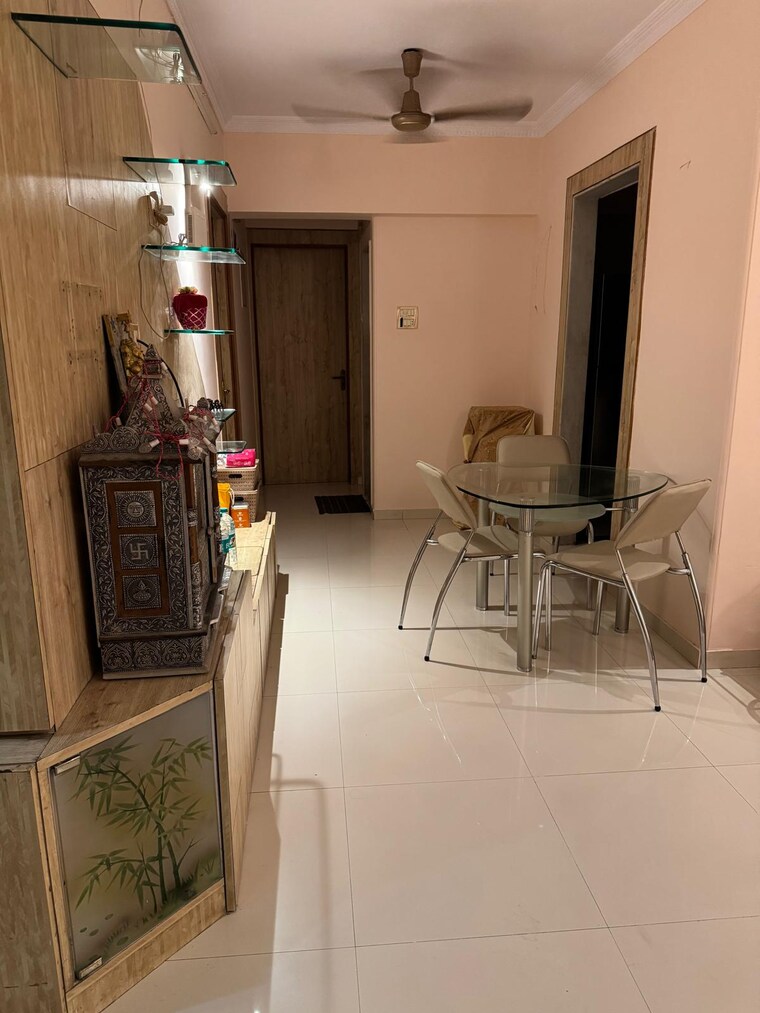 Room, malad west 2 Bedroom 700 Sq.Ft. Apartment In Malad West Mumbai 8509544