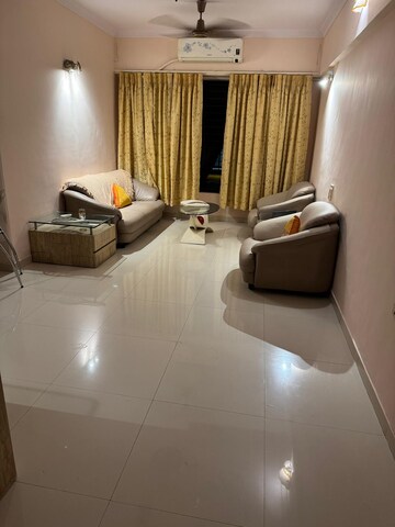 2 BHK Apartment For Rent in Malad West