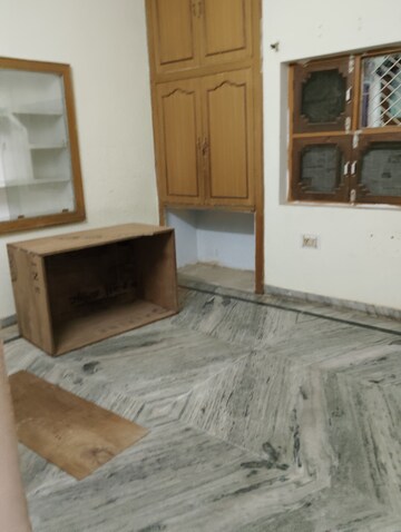 Room in 2 BHK Independent House at Vikas Nagar – for Rent