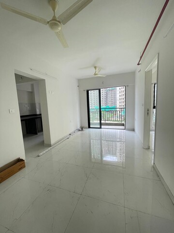 1.5 BHK Apartment For Rent in Runwal Gardens, Dombivli East