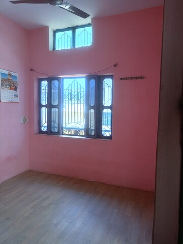 Room in 2 BHK Independent House at Aliganj – for Rent