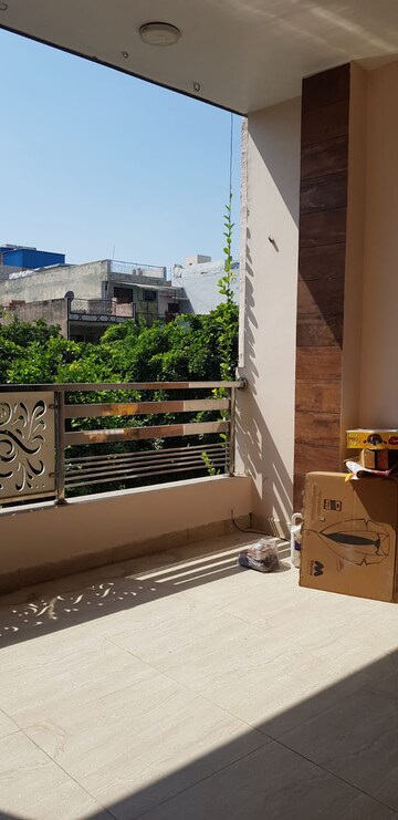 Balcony in 2.5 BHK Builder Floor at Ashok Nagar – for Rent