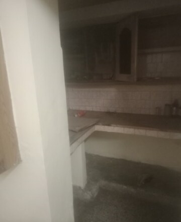 Kitchen in 1 BHK Villa at Aliganj – for Rent